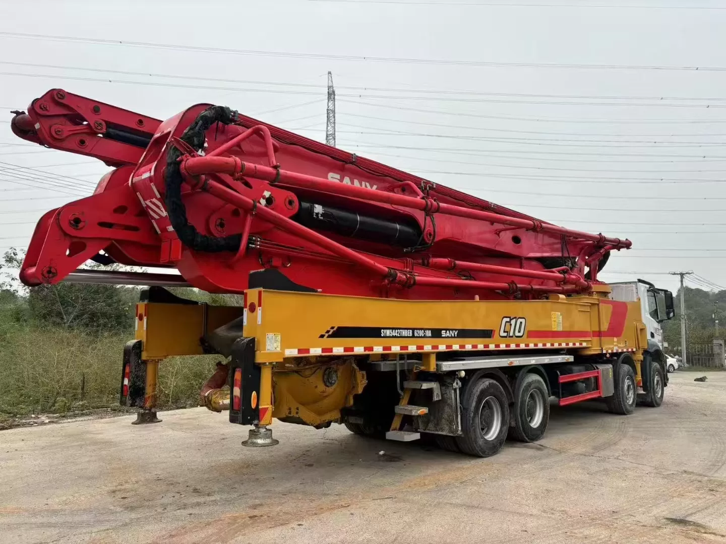 високоякісний 2021 sany boom pump 62m truck-mounted concrete pump car on benz chassis