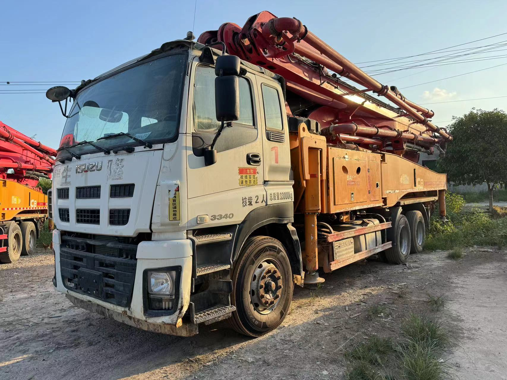 2015 sany boom pump 47m truck-mounted concrete pump car на шасі isuzu