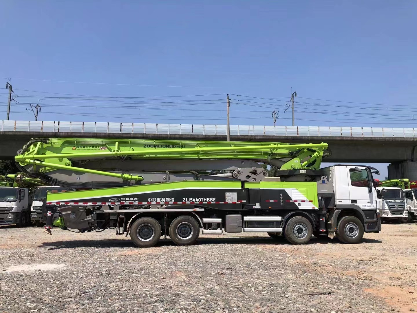 2019 zoomlion boom pump 56m truck-mounted concrete pump car на шасі benz