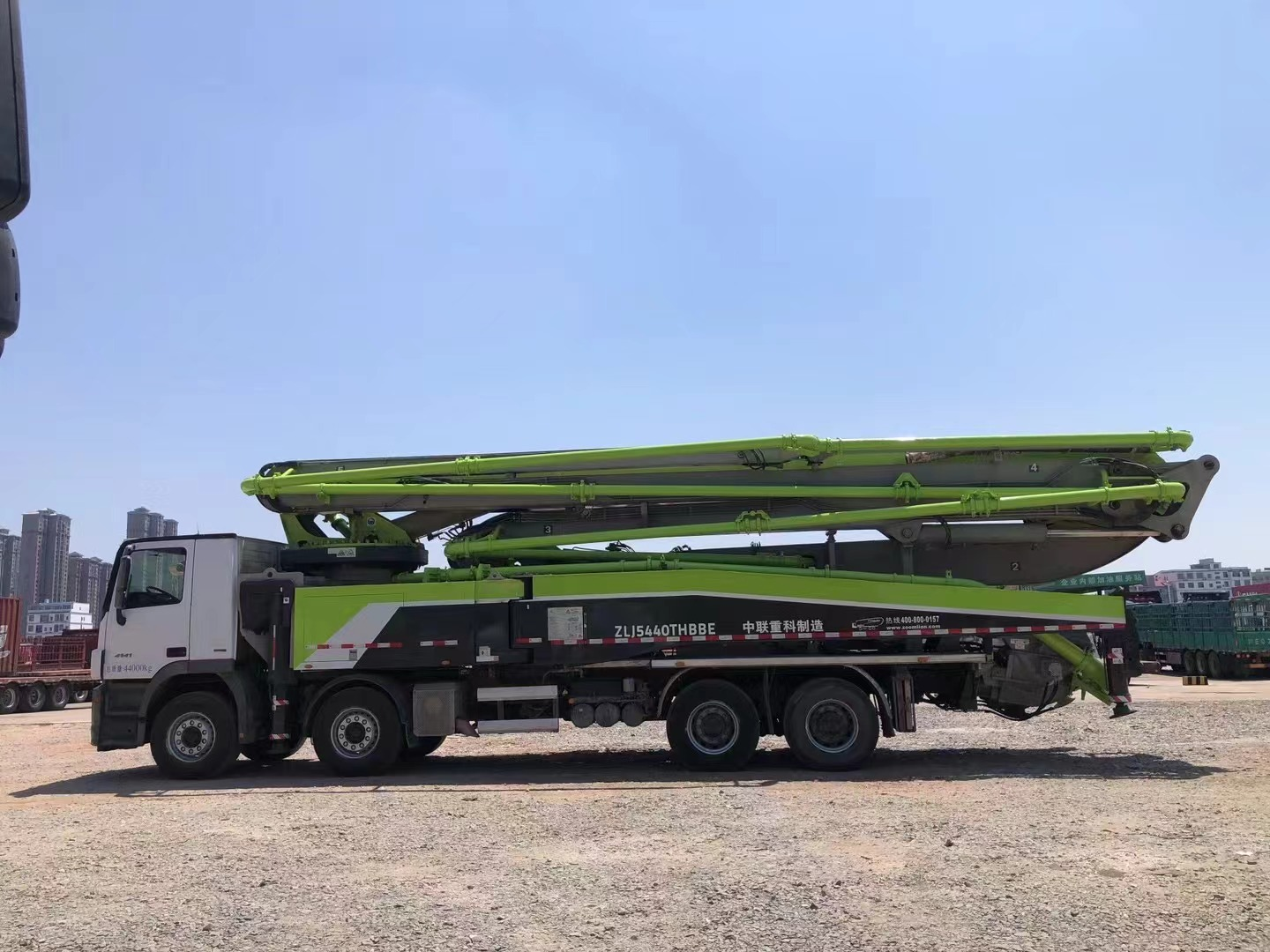 2019 zoomlion boom pump 56m truck-mounted concrete pump car на шасі benz