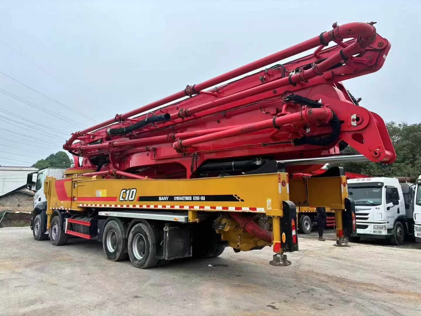 високоякісний 2021 sany boom pump 62m truck-mounted concrete pump car on benz chassis